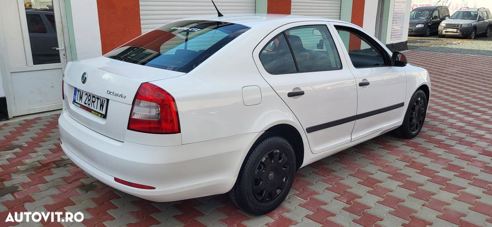 Skoda Octavia 1.6 TDI DPF Active - 8