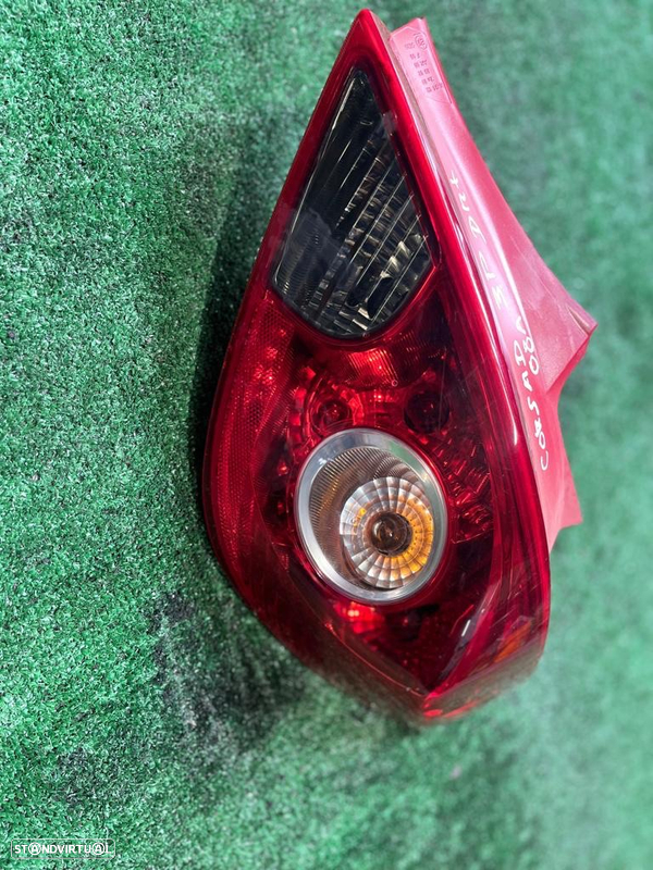 Farolim traseiro direito Opel Corsa D 3 portas