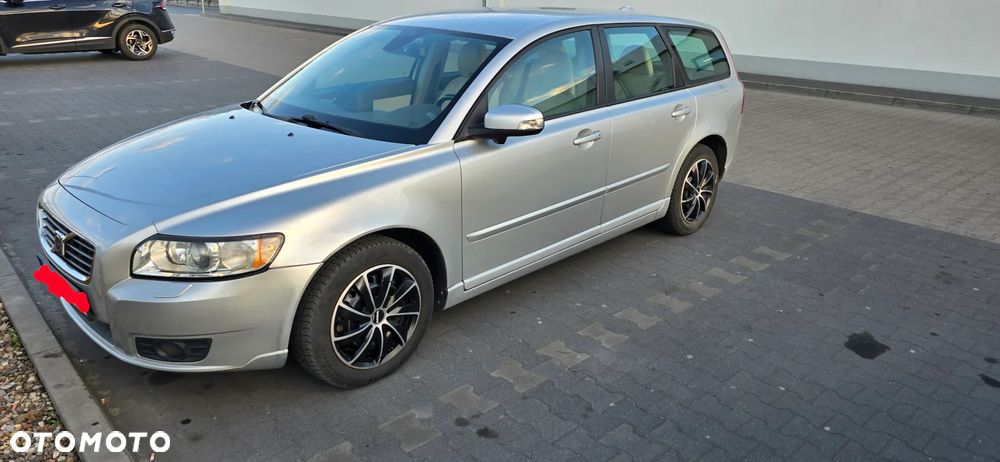 Volvo V50 - 1