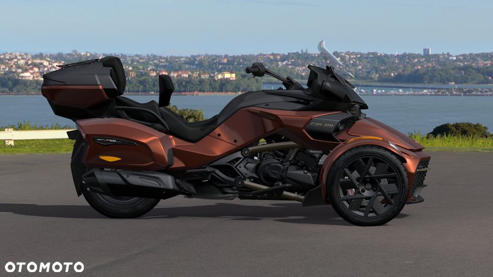 Can-Am Spyder - 6