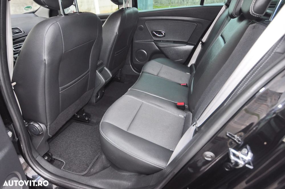 Renault Megane ENERGY dCi 130 Start & Stop Bose Edition - 15