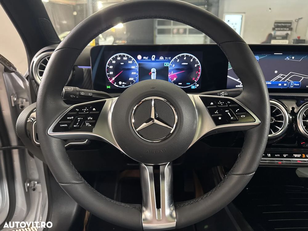 Mercedes-Benz A 180 MHEV 7G-DCT - 17