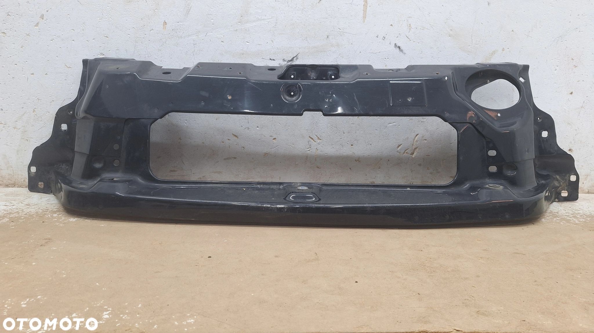 PAS PRZEDNI IVECO DAILY IV 2014 - 1