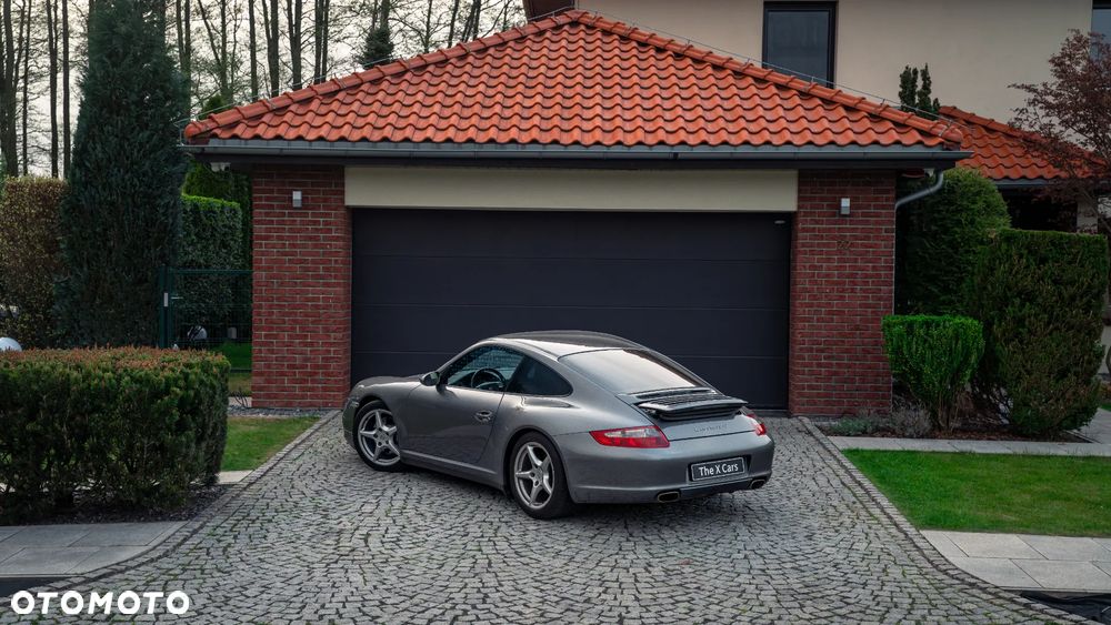 Porsche 911 Carrera 4 PDK - 4