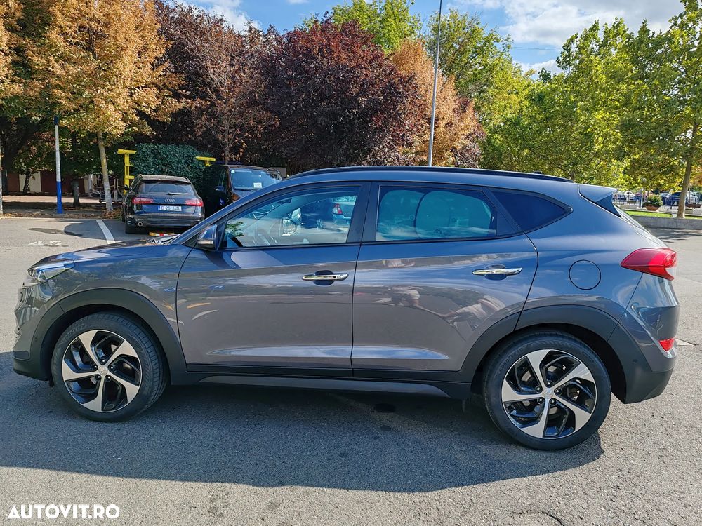 Hyundai Tucson 2.0 CRDI 4WD Automatik Premium - 3