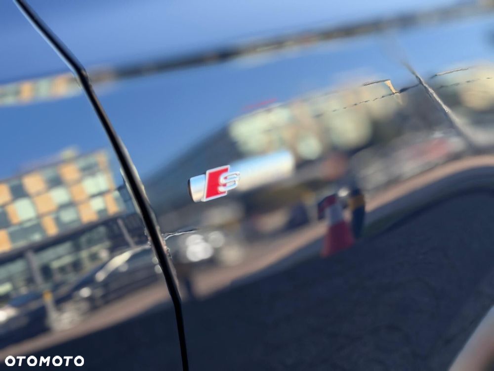 Audi A6 Avant 55 TFSI e Quattro Sport S tronic - 13