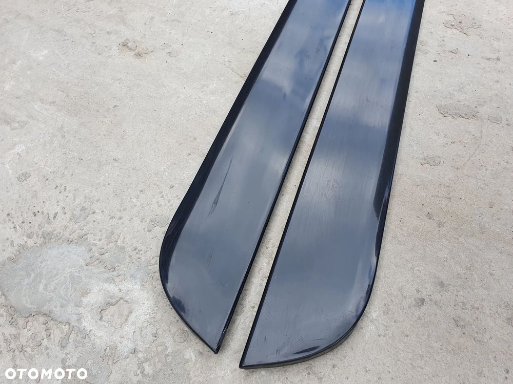 AUDI A4 B6 SEDAN DOLNA LISTWA TYLNYCH DRZWI LEWA PRAWA 8E0853969 8E0853970 - 2