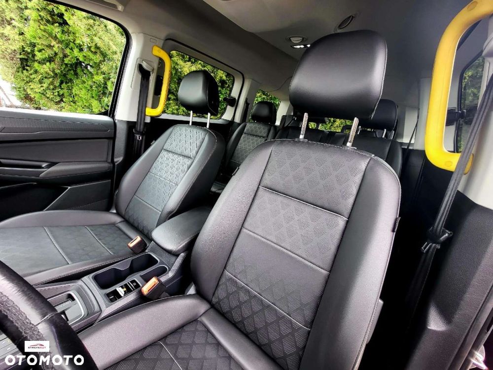 Ford Tourneo Connect - 37