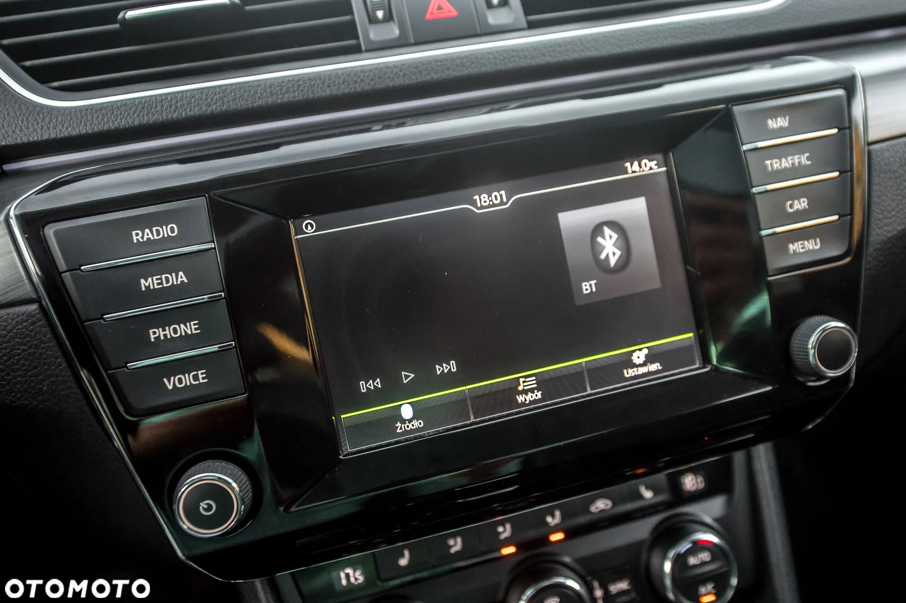 Skoda Superb Combi 2.0 TSI 4x4 DSG Ambition - 25
