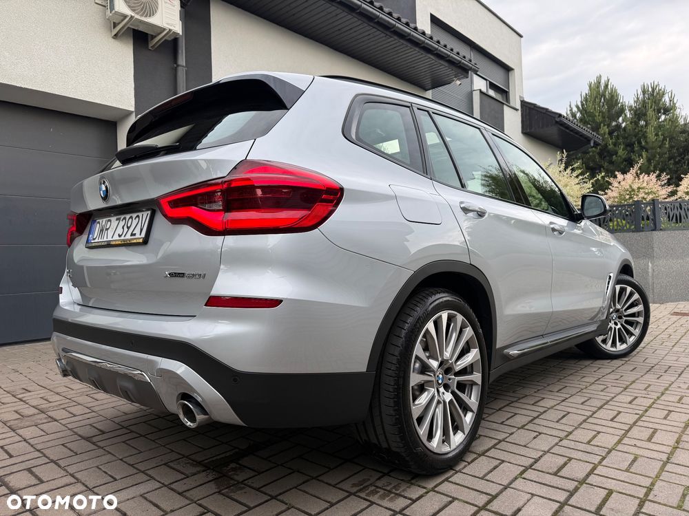 BMW X3 xDrive20i Luxury Line sport - 4