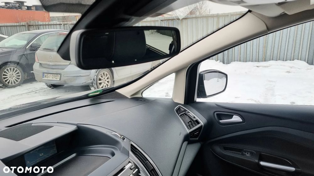 Ford Grand C-MAX 2.0 TDCi Titanium - 39