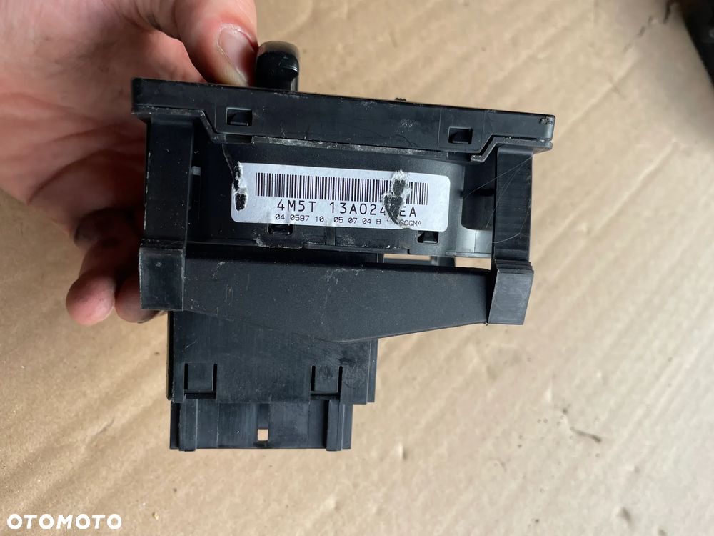WŁĄCZNIK ŚWIATEŁ FORD MONDEO MK3 - 2