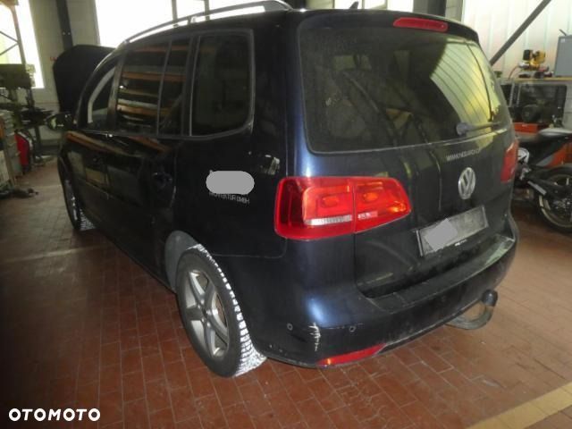 Volkswagen Touran 2.0 TDI Trendline - 3