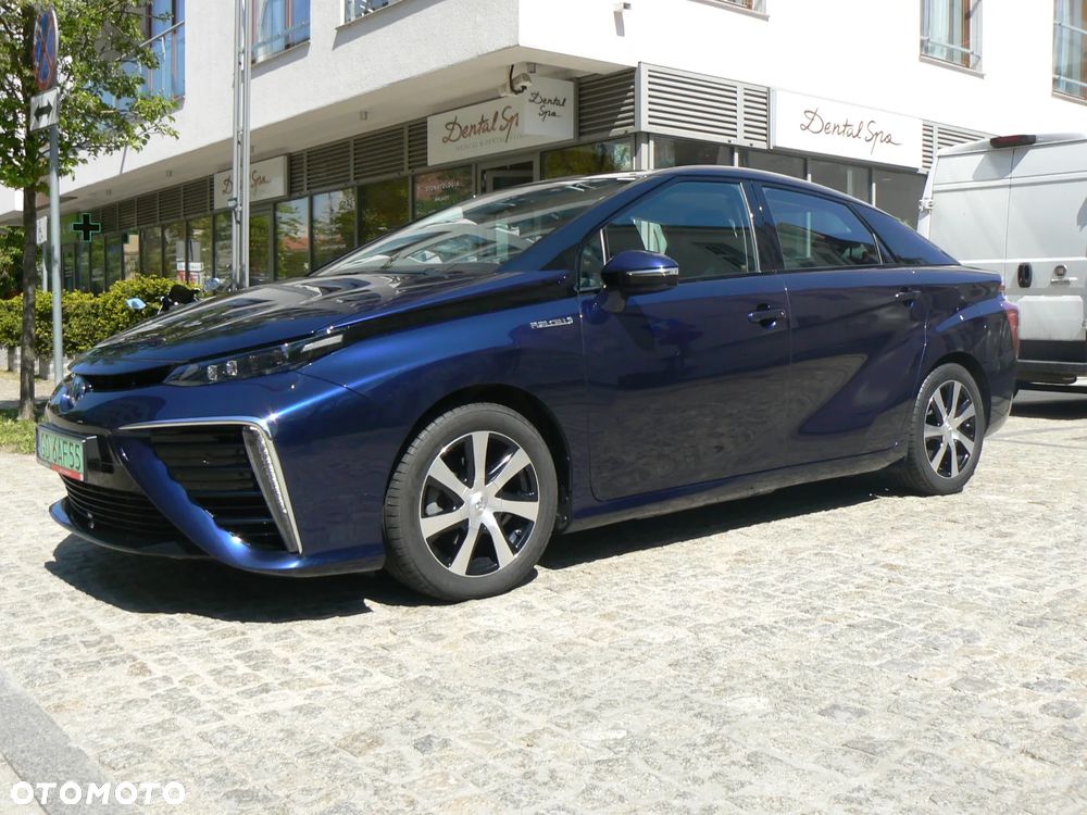 Toyota Mirai Standard - 13