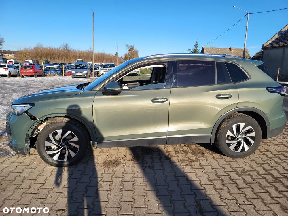 Volkswagen Tiguan - 2