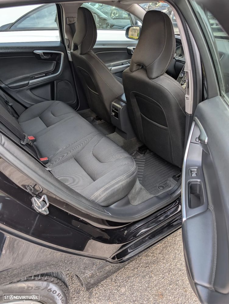 Volvo V60 D2 - 13