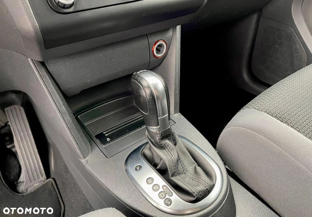 Volkswagen Touran 2.0 TDI DSG Highline - 34