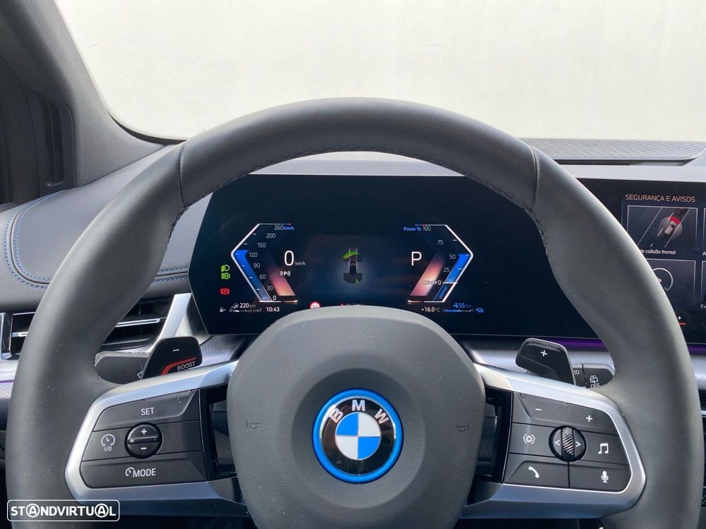 BMW 225xe Active Tourer e xDrive Pack Desportivo M - 7