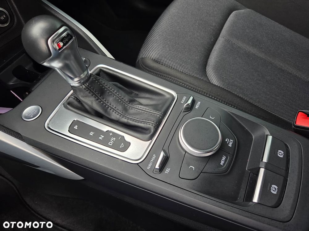 Audi Q2 35 TFSI S tronic design - 28