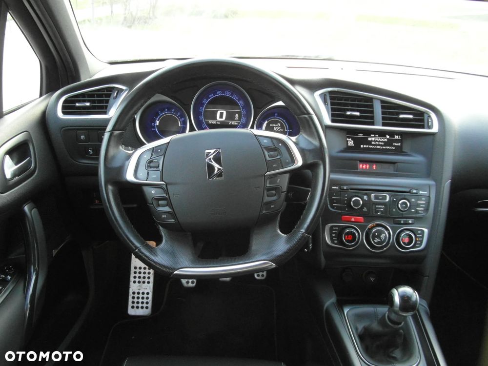 Citroën DS4 VTi 120 SoChic - 23