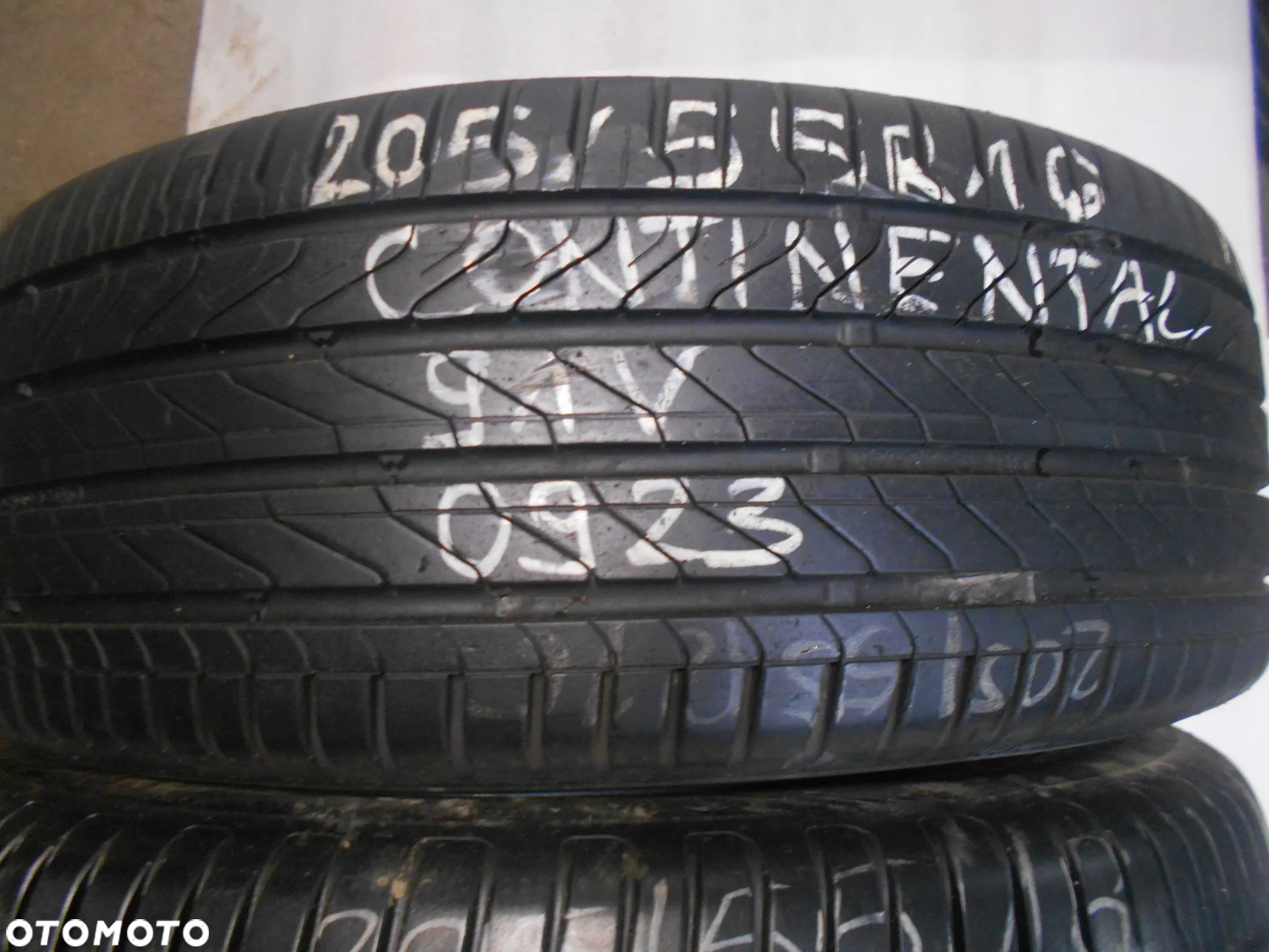 OPONY 205/55R16 CONTINENTAL ULTRA CONTACT DOT 1123 7.2MM - 3