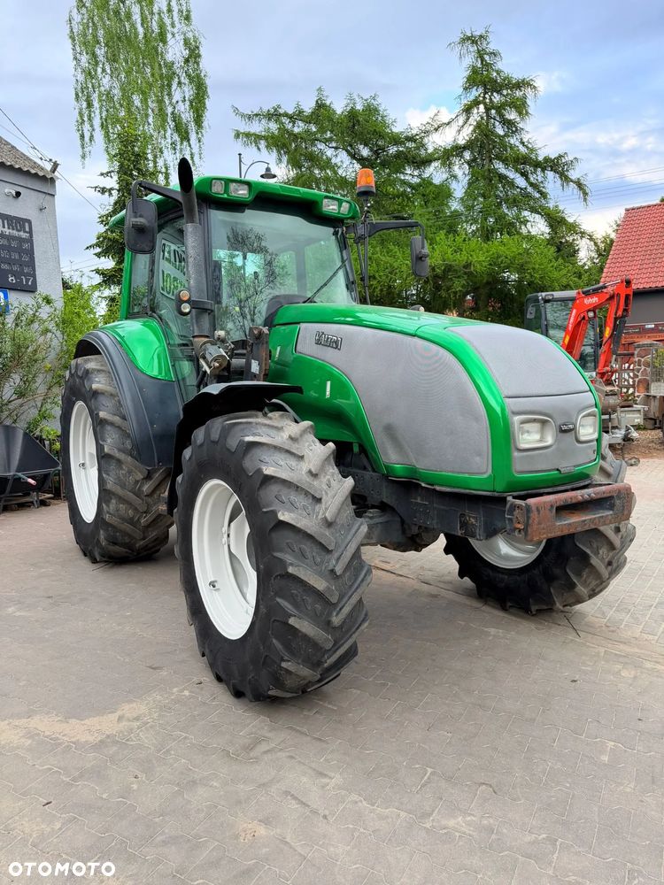 Valtra T 120 - 6