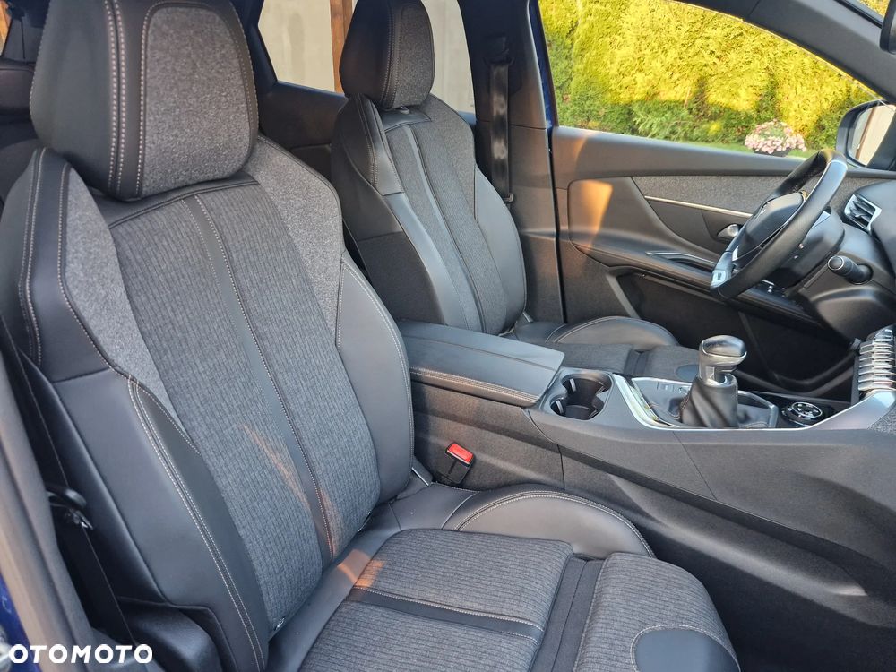 Peugeot 3008 - 35