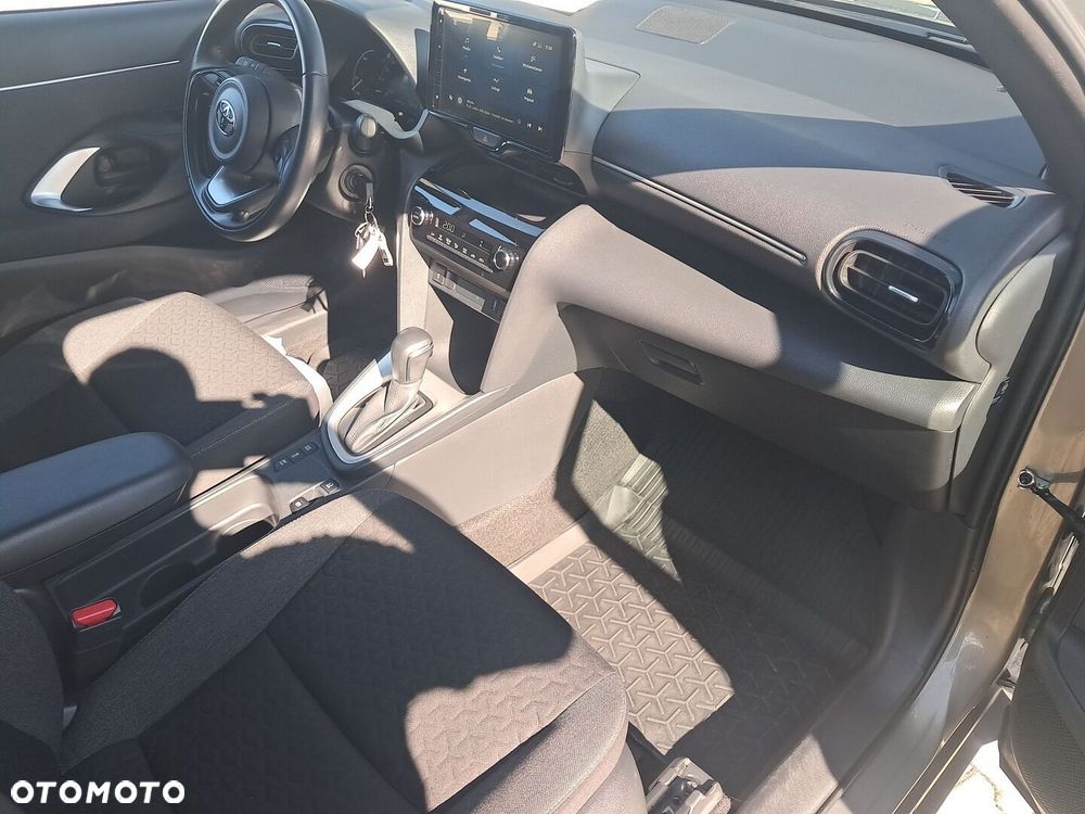 Toyota Yaris Cross Hybrid 1.5 Comfort - 10