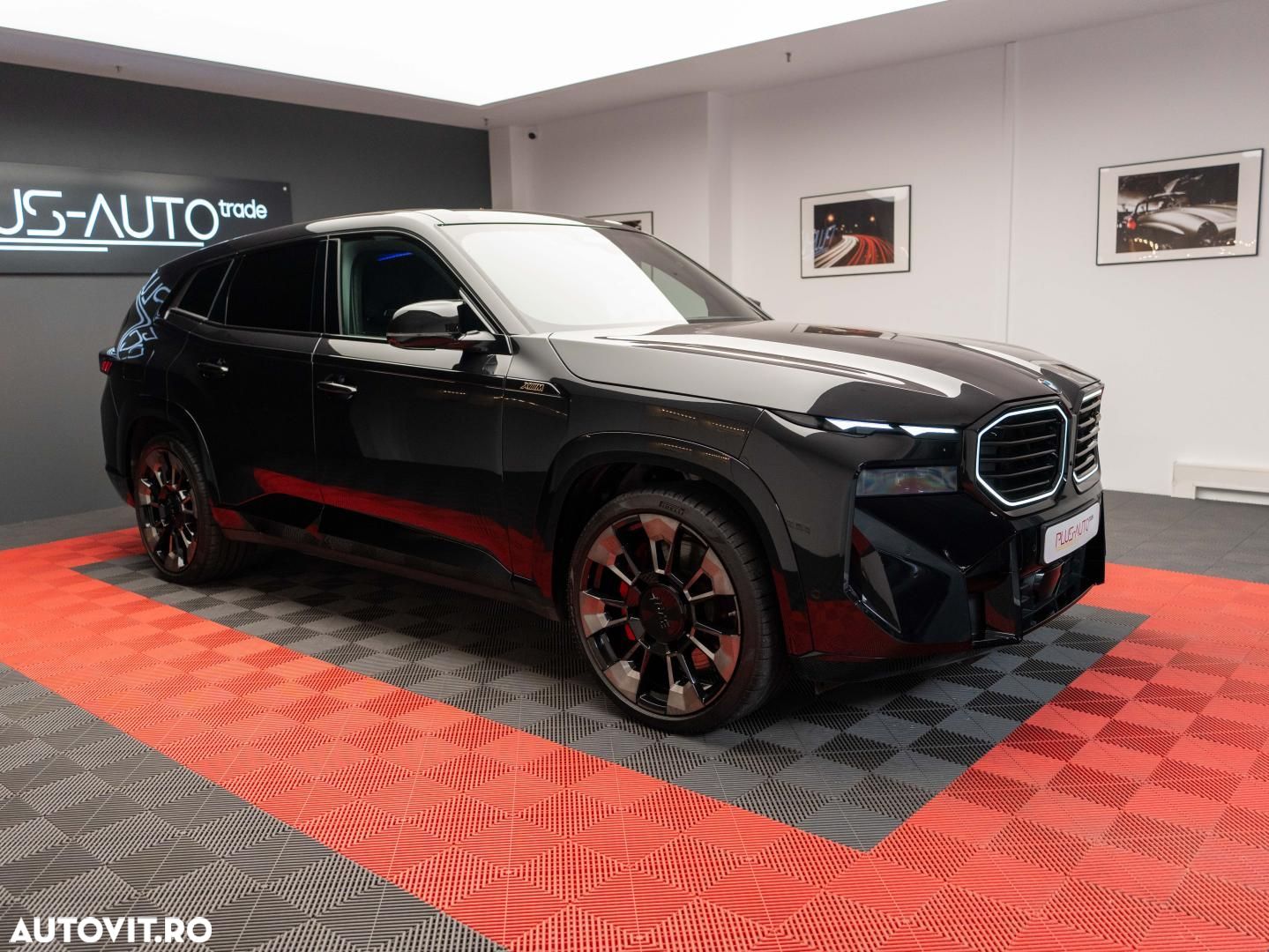 BMW XM - 1