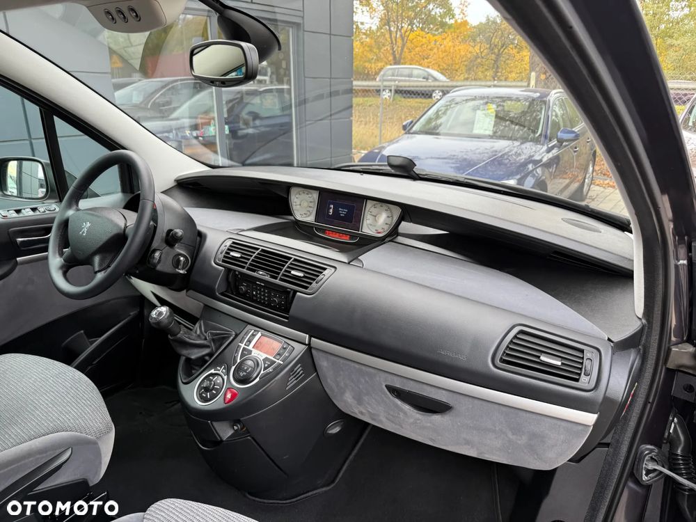 Peugeot 807 2.0 SR - 6