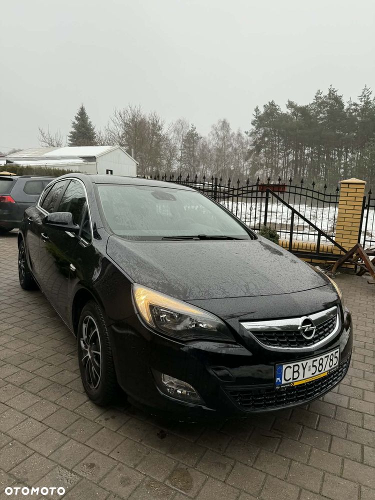 Opel Astra 1.4 T Cosmo - 3
