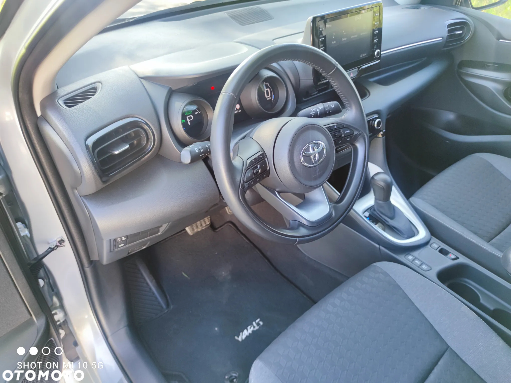 Toyota Yaris 1.5 VVT-iE Luxe - 26