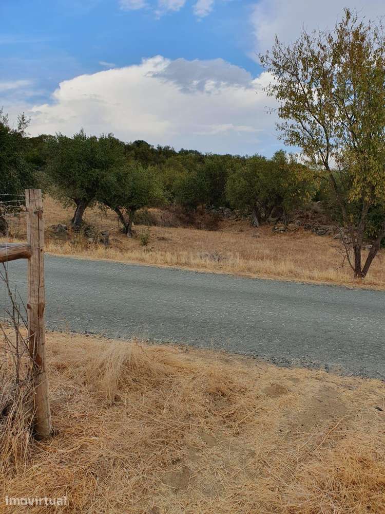Terreno em Corval - Grande imagem: 5/18