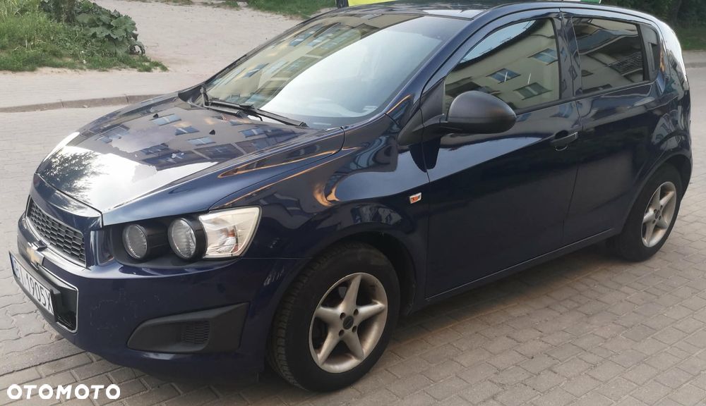 Chevrolet Aveo 1.2 LS - 4