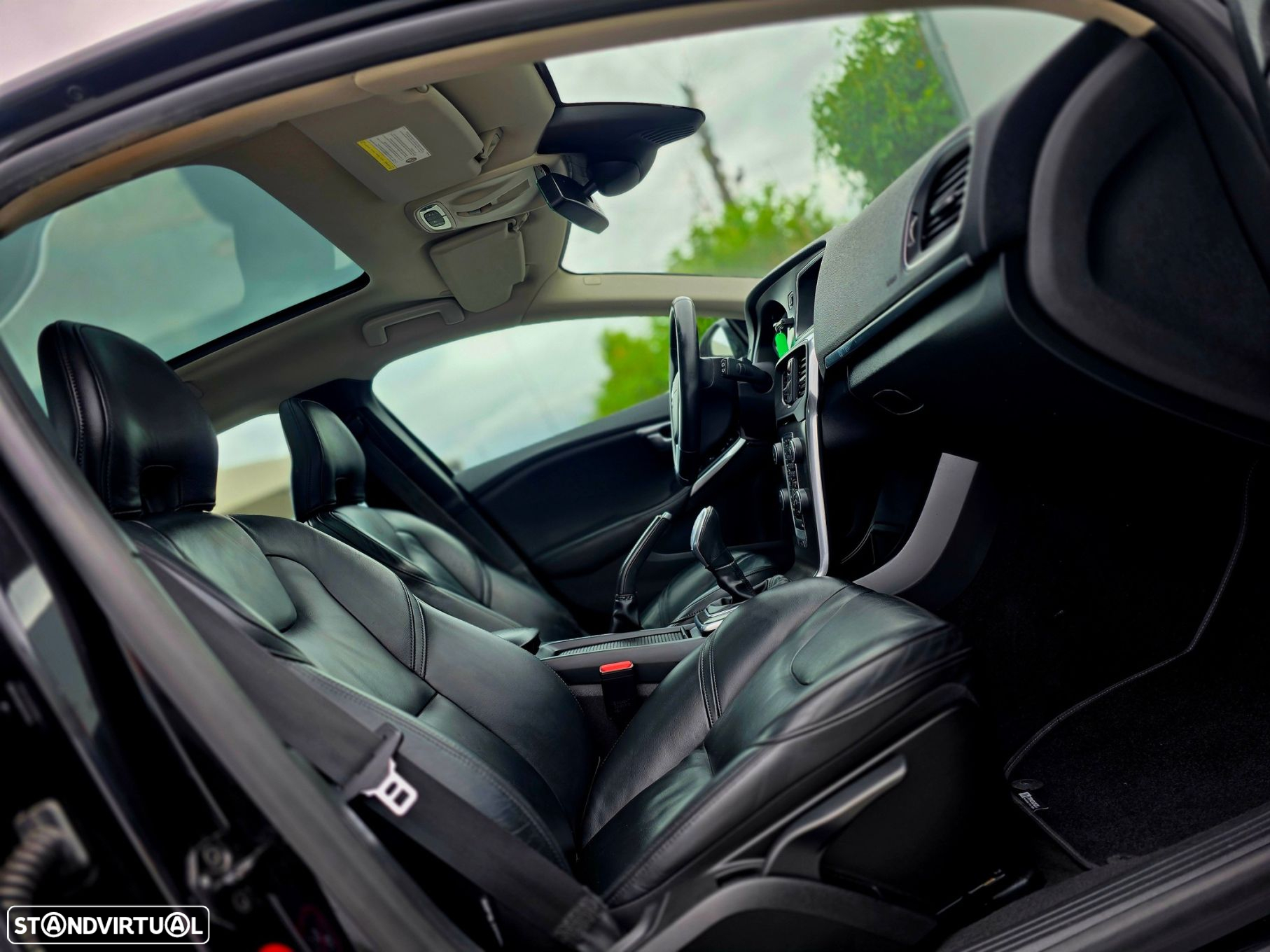 Volvo V40 1.6 D2 Momentum - 9