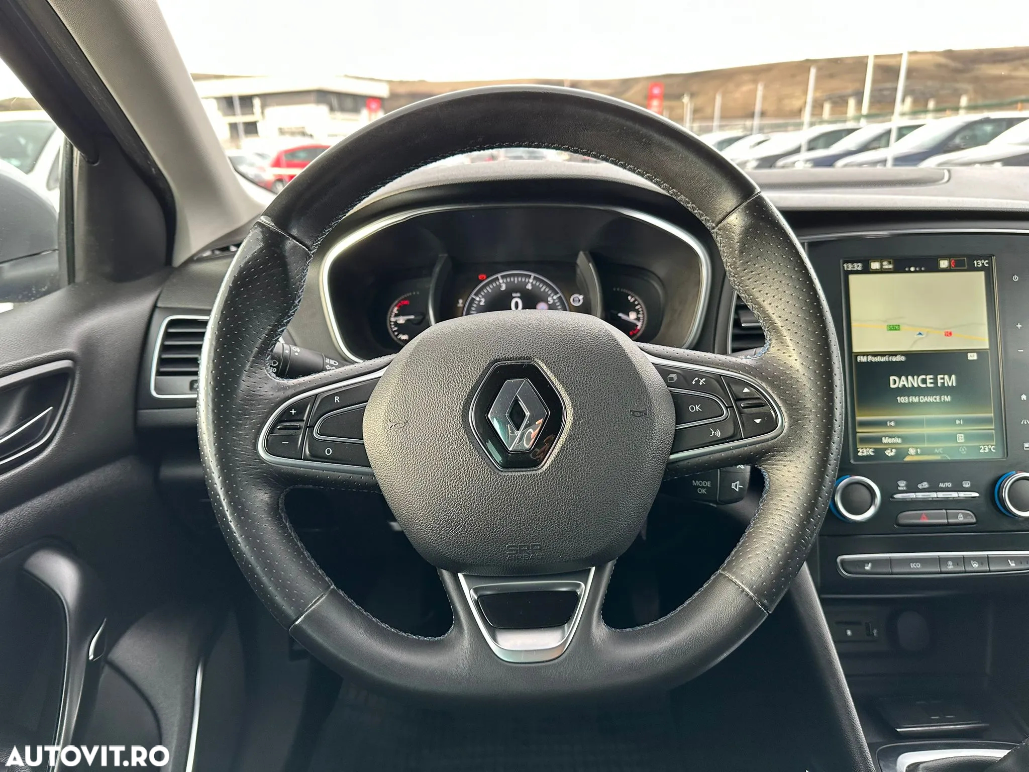 Renault Megane ENERGY TCe 130 GT LINE - 18