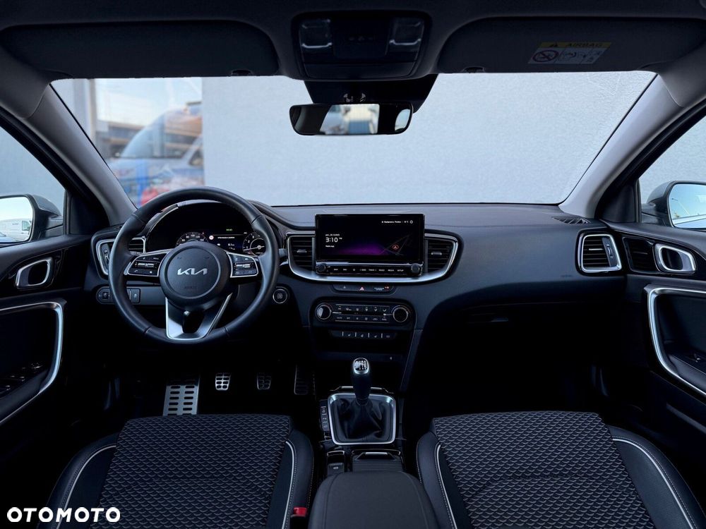 Kia Ceed 1.5 T-GDI L - 11