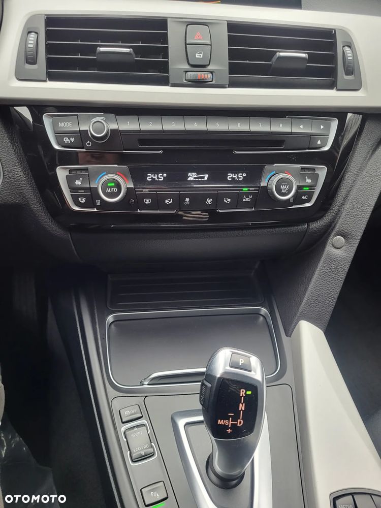 BMW Seria 3 318d Edition Luxury Line Purity - 9