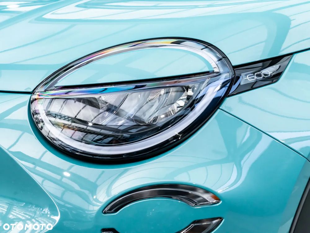 Fiat 600 1.2 Turbo Hybrid eDCT - 11