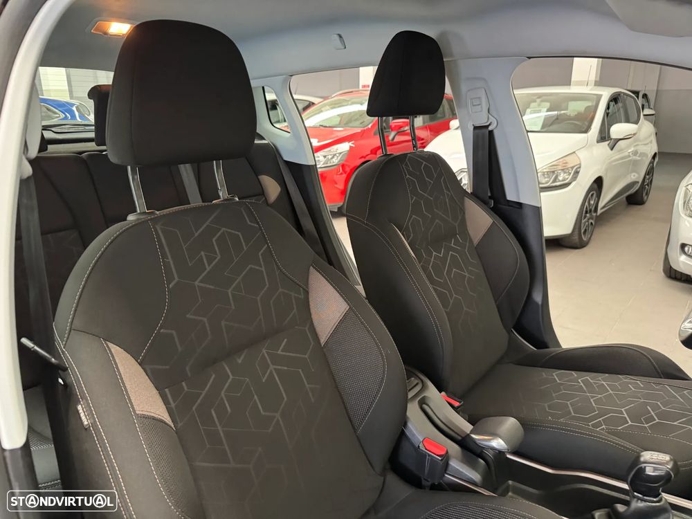 Peugeot 2008 1.4 HDi Access - 18