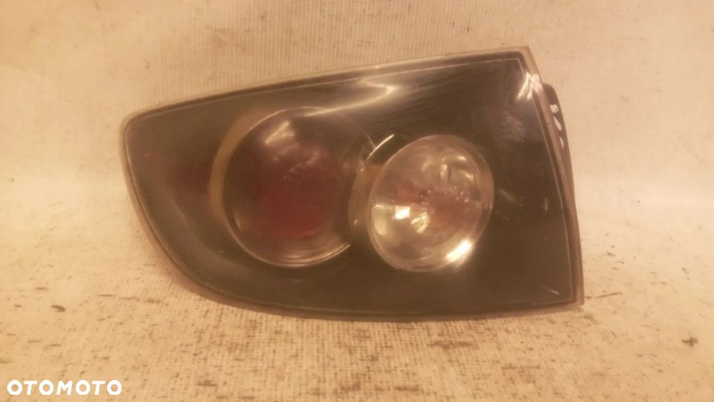 * LAMPA TYLNA LEWA TYŁ LEWO MAZDA 3 HB LIFT - 2
