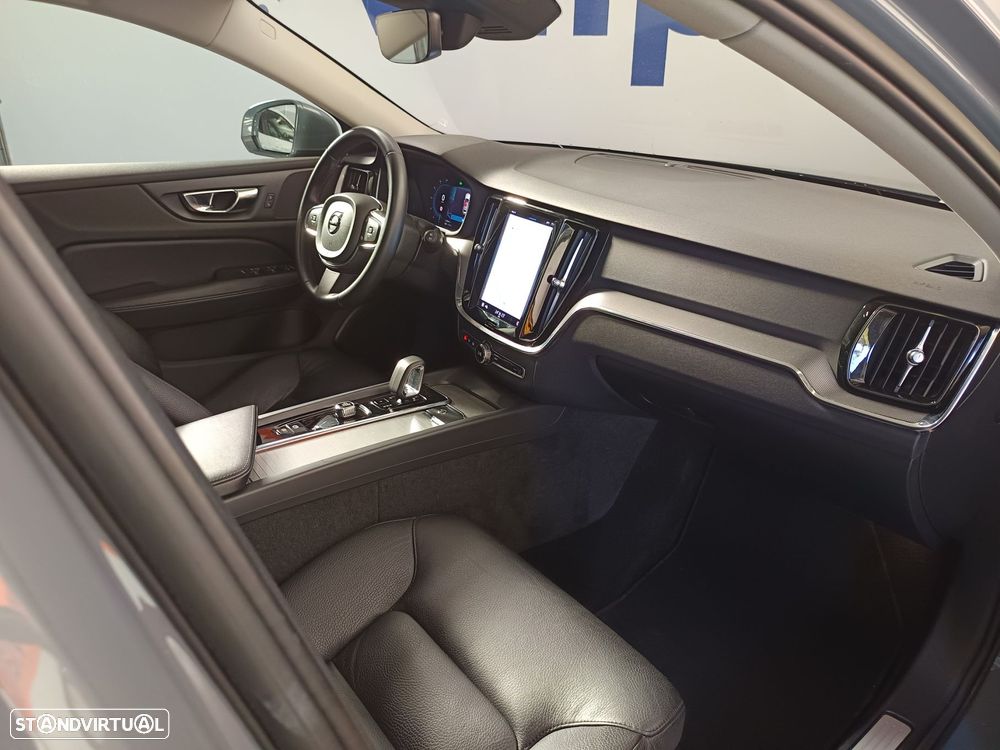 Volvo V60 2.0 B4 Momentum Plus Geartronic - 14
