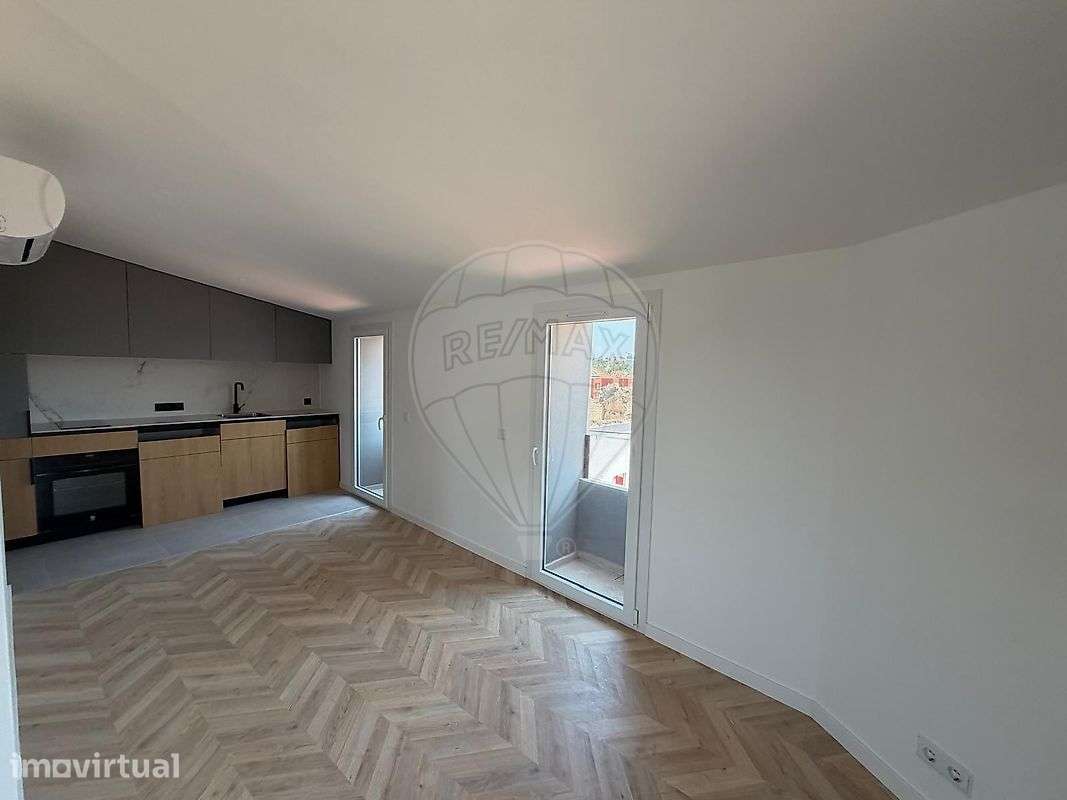 Apartamento T1 para arrendamento - Grande imagem: 2/10