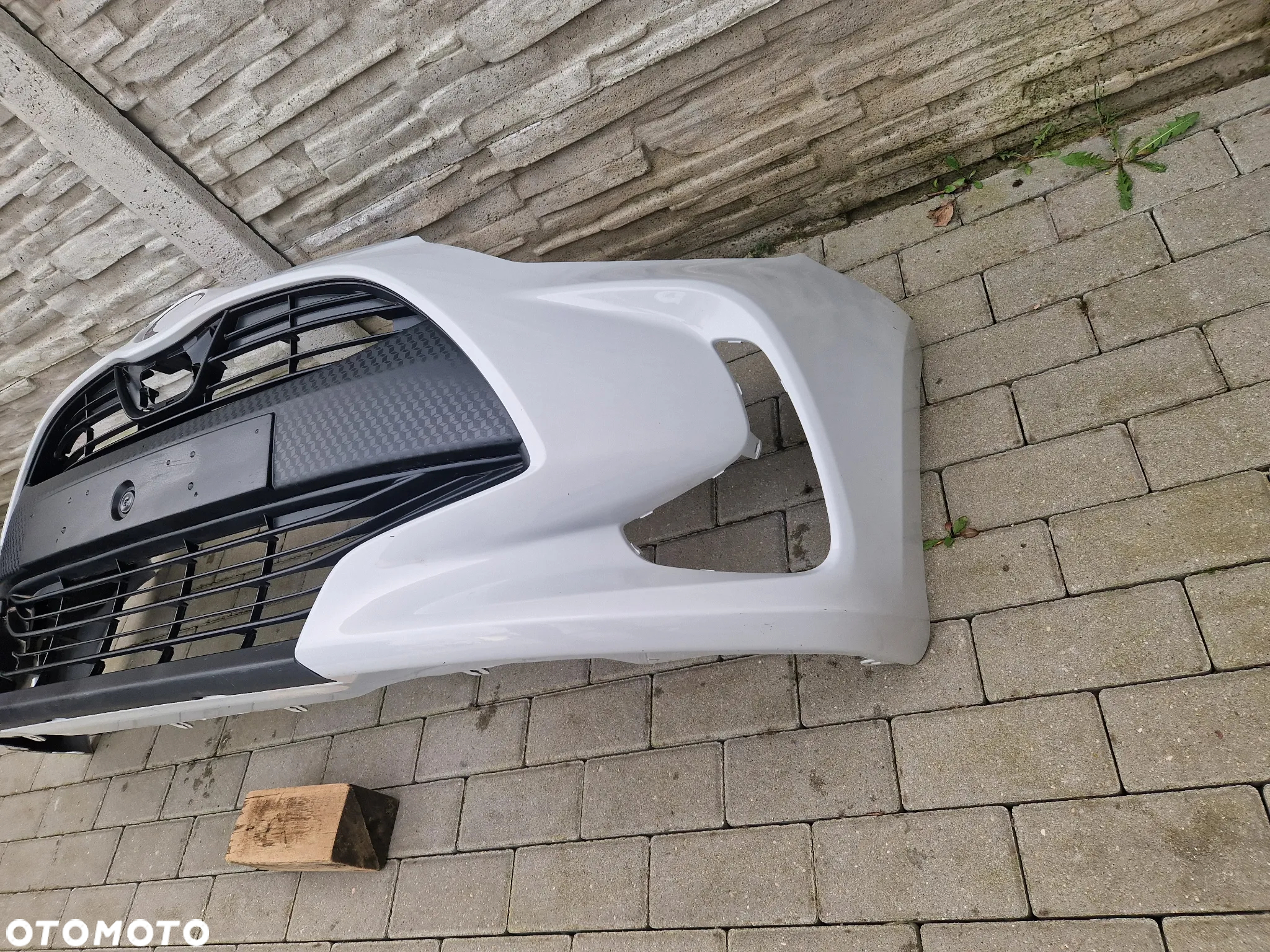 Zderzak Toyota Yaris IV 2020 - na pdc - 6