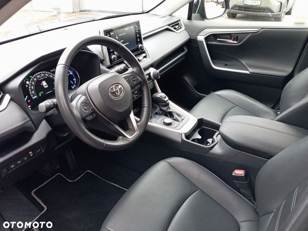 Toyota RAV4 2021