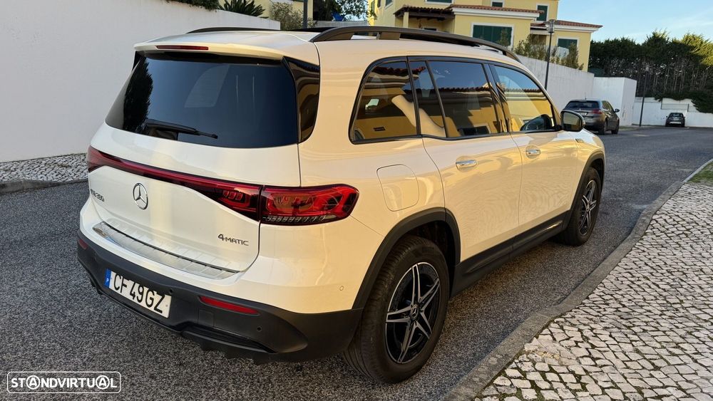 Mercedes-Benz EQB 350 4Matic AMG Line - 9