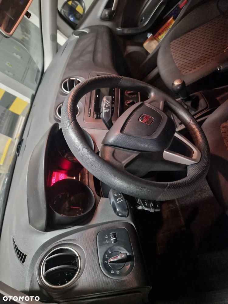 Seat Ibiza 1.4 16V Reference - 15