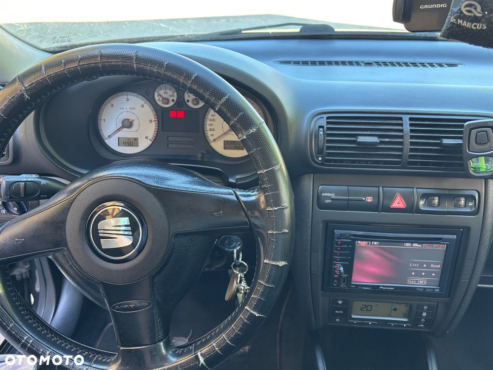 Seat Leon 1.9 TDI 150 Sport - 8