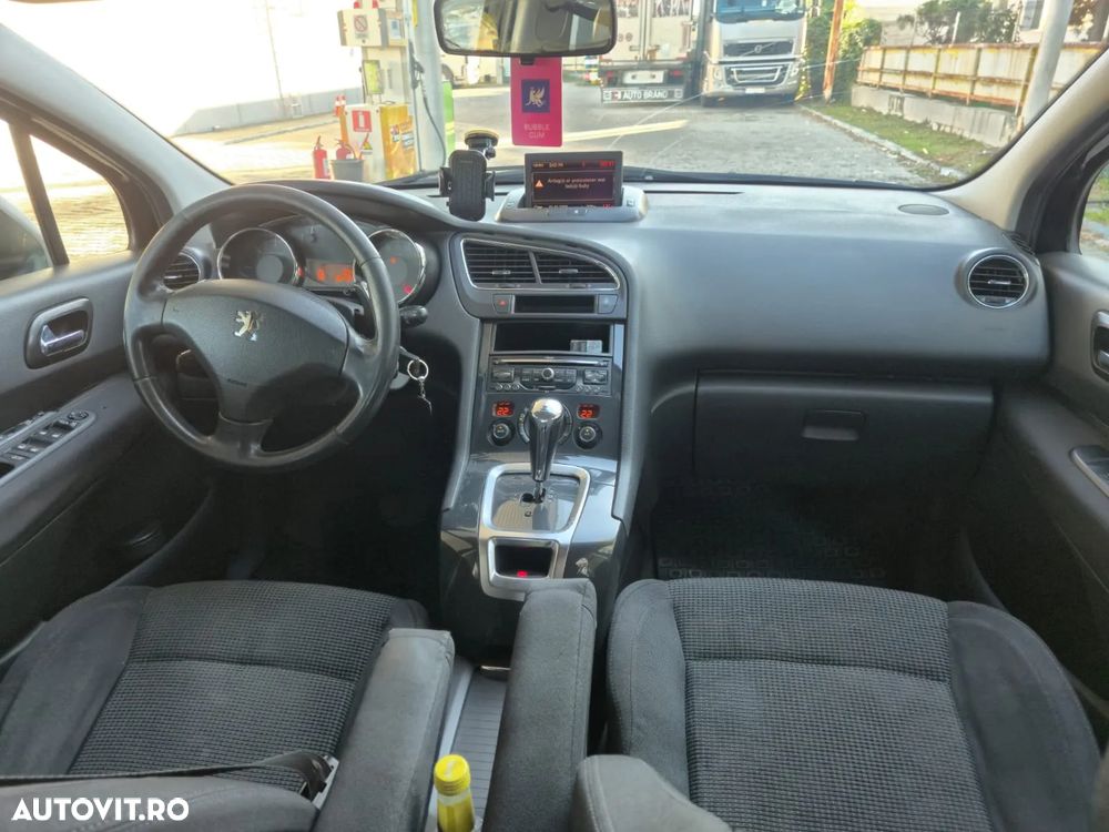 Peugeot 5008 - 6