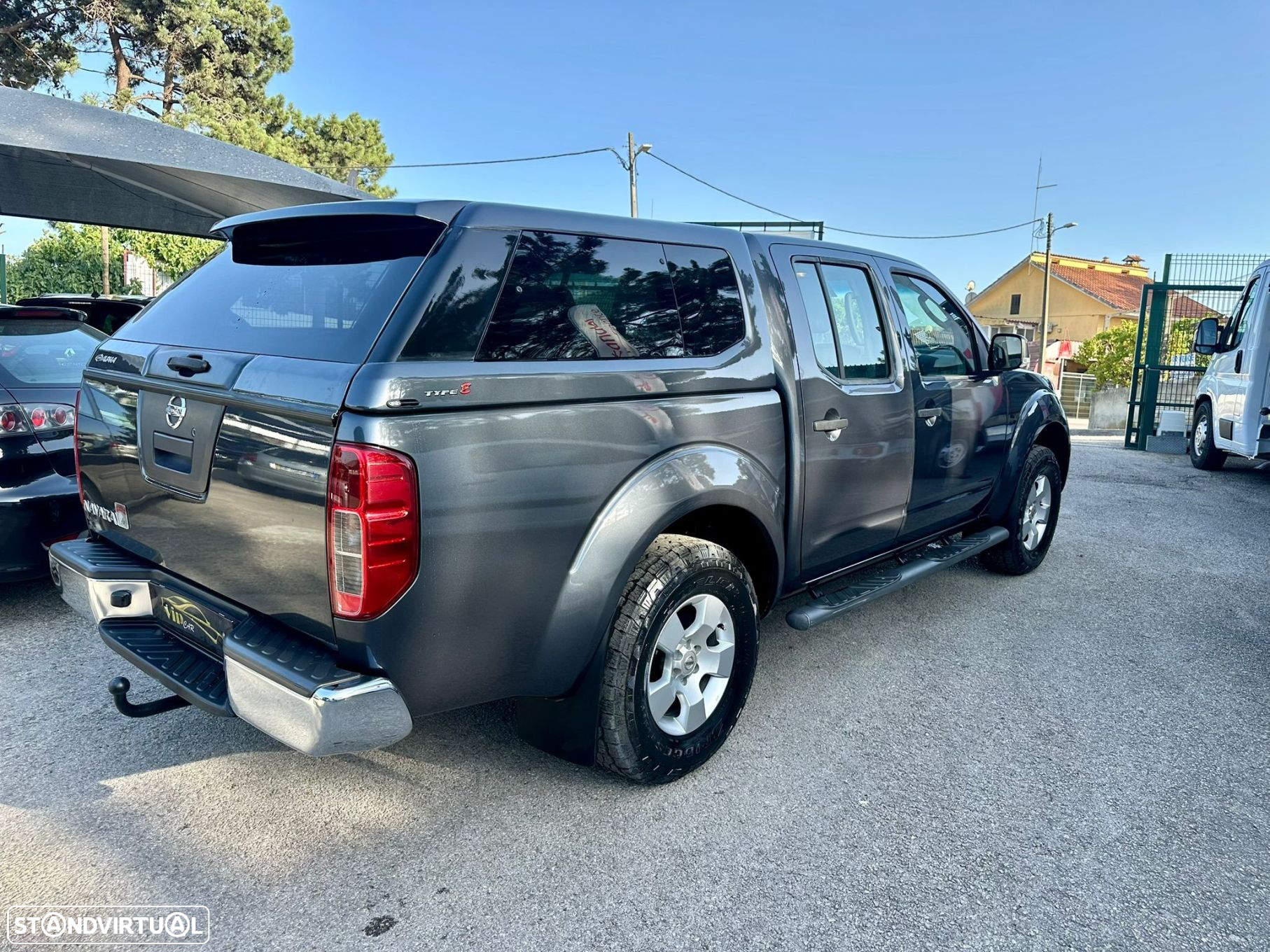 Nissan Navara 2.5 dCi CD XE 4WD - 7